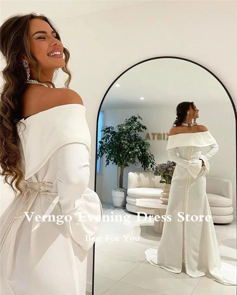 Verngo Matte Satin Ivory Saudi Arabic Women Evening Dresses Off the Shoulder Long Sleeves Formal Occasion Prom Gowns Outfit