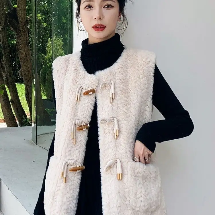 

Winter Warm Fleece Vest Thickened Lamb Wool Waistcoat for Women Fashion Versatile Insulated Outerwear Cozy Office Lady TS584