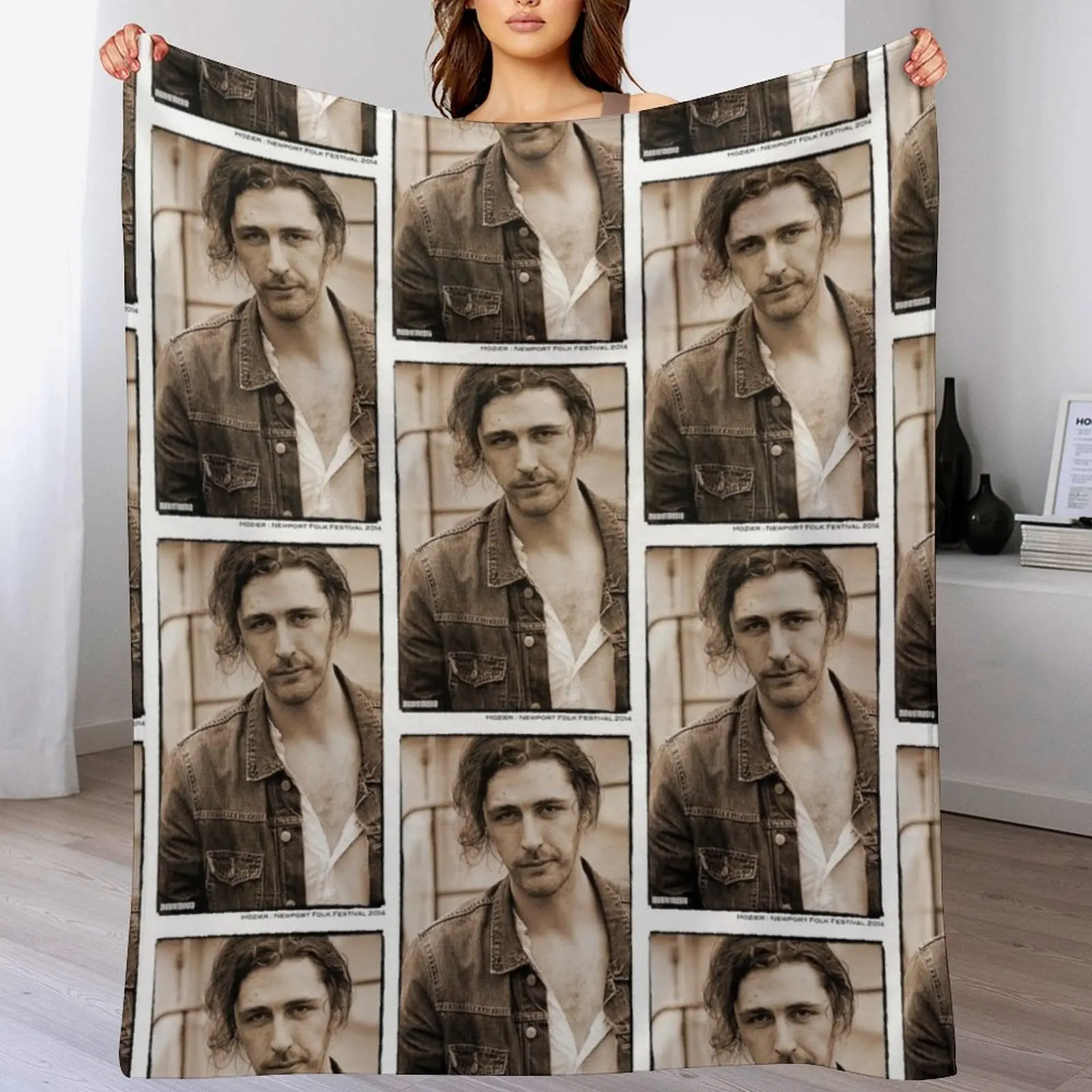 

Hozier 1 Throw Blanket Designers Retros Luxury Throw sofa bed Blankets
