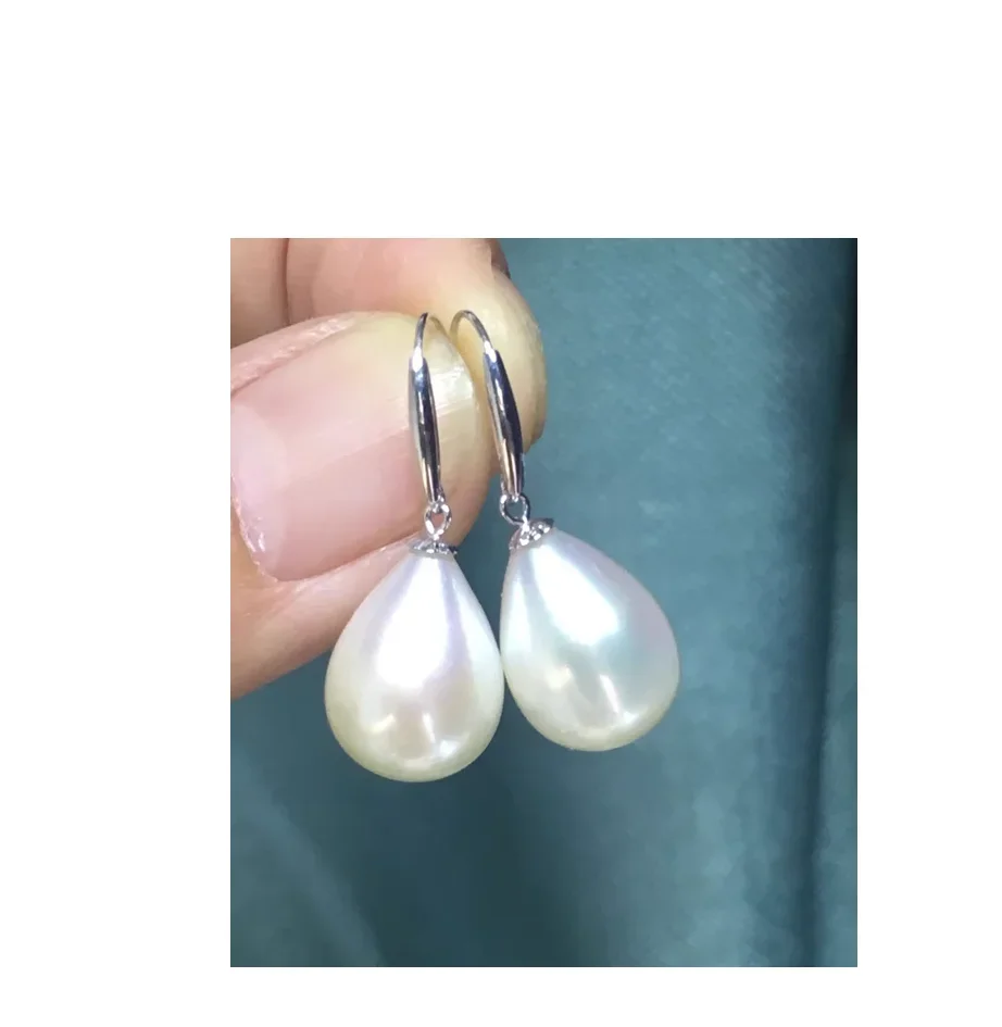 Pair Of 11x15mm South Sea White Cultured Pearl Dangle Earring