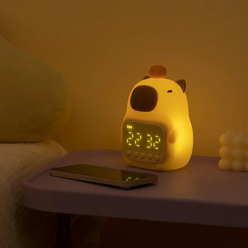 + Capybara Luce notturna a LED Sveglia digitale ricaricabile in silicone Lampada da tavolo dimmerabile Temporizzazione Carica USB Regalo di compleanno per bambini