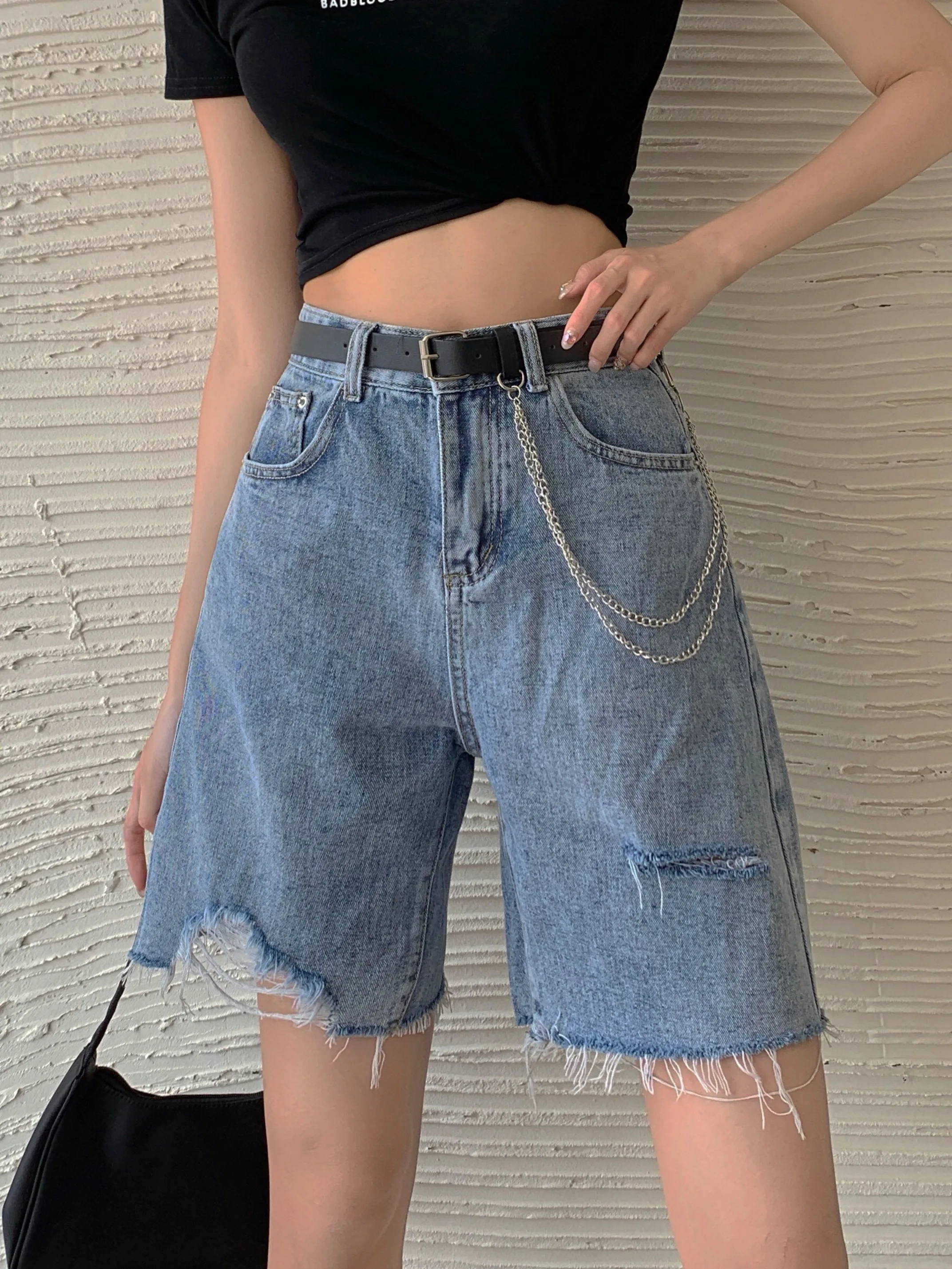 

High Waist Straight Leg Jeans Shorts Women's Summer Denim Ripped Frayed Wide Leg Five-Point Pants Slimming Design Versatile