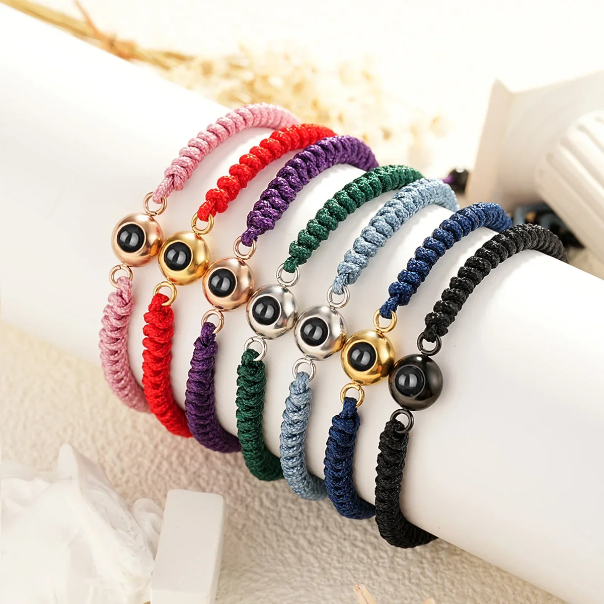 

Personalized Projection Bracelet Newly Customized Photo Projection Weaving Bracelet Circular Projection Photo Bracelet