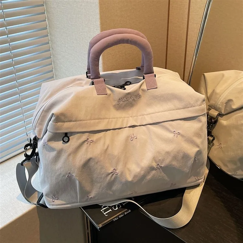 large-capacity-lightweight-handheld-sports-fitness-bag-fashion-travel-bag-suitable-for-short-trips-and-business-travel