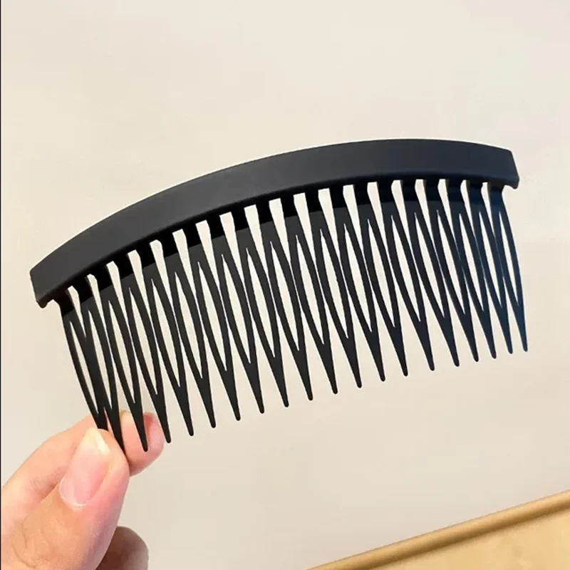 Women Fashion Hair Comb Large Simple Hairpin Bangs Fixed Arrangement Broken Hair Headband Back Head Comb Hair Accessories image 3