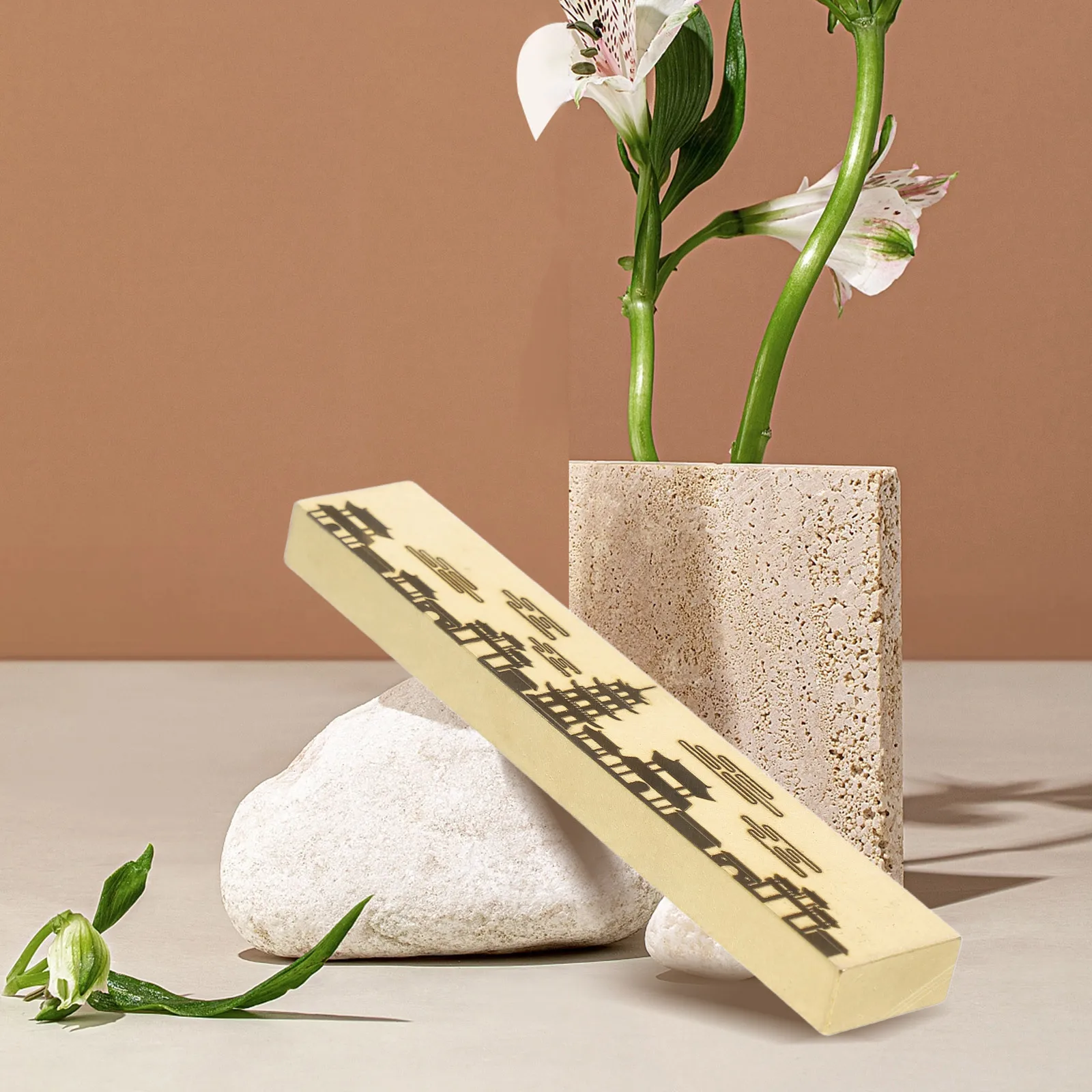 

Brass Paperweight for Chinese Calligraphy Style Rectangular Desktop Decoration Heavy Duty Writing Drawing Tool Vintage