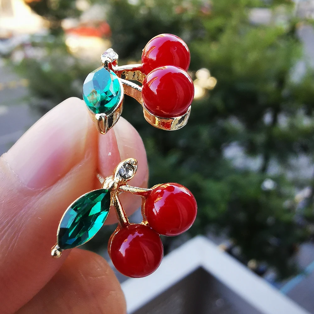 Two Fresh and Cute Cherry Pendant Earrings with Sparkling Green Crystal Jewelry Add Dazzling Radiance To The Goddess