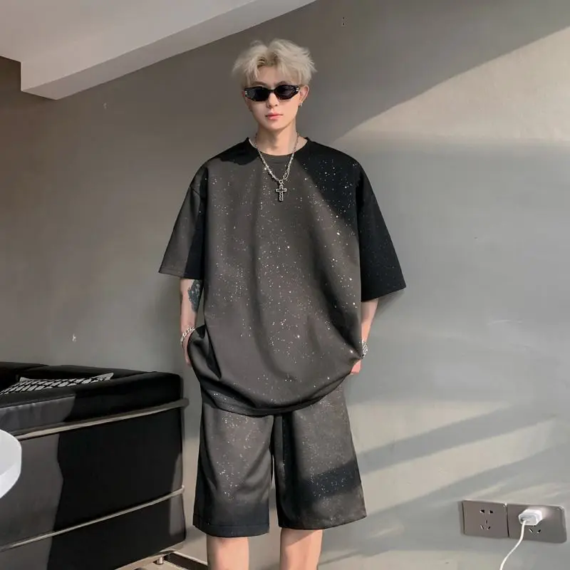 

Juspinice Starry Suit for Men Summer Oversize Style O-neck Short Sleeves Paired with Elastic Shorts Casual Sports Two-piece Set