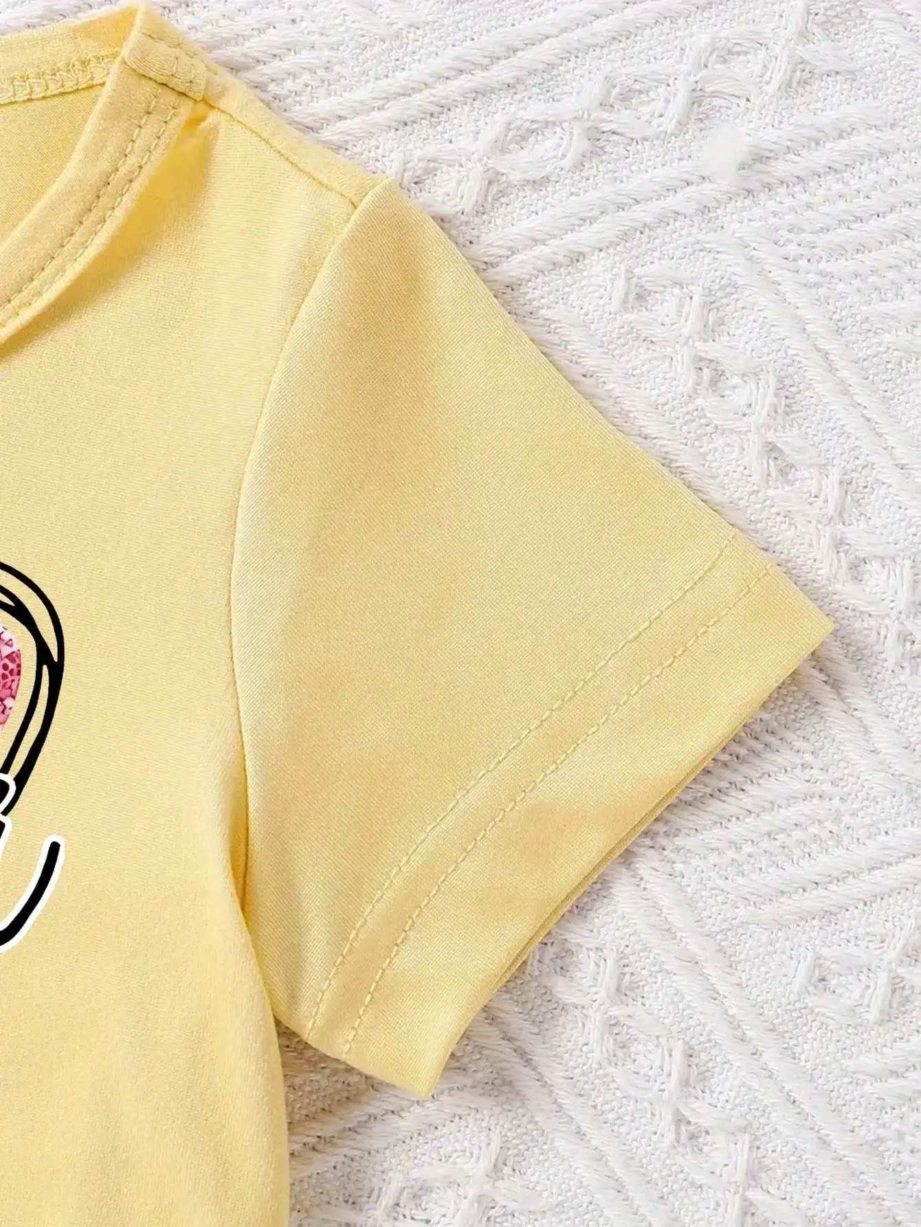 2026 Mädchen-Liebesbrief-Print Zweiteiler-Set Rundhals-Kurzarm-T-Shirt + lockere einfarbige Shorts Sommer-Set – Detail 17