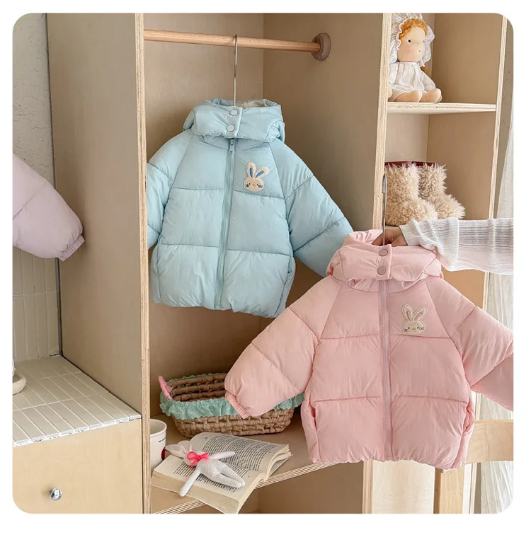 Kleinkind Mädchen Kapuzen-Steppjacke 2026 Herbst Winter Baby Kinder Niedliche Hasen-Handtuch-Stickerei Reißverschluss Warme Dicke Oberbekleidung – Detail 4