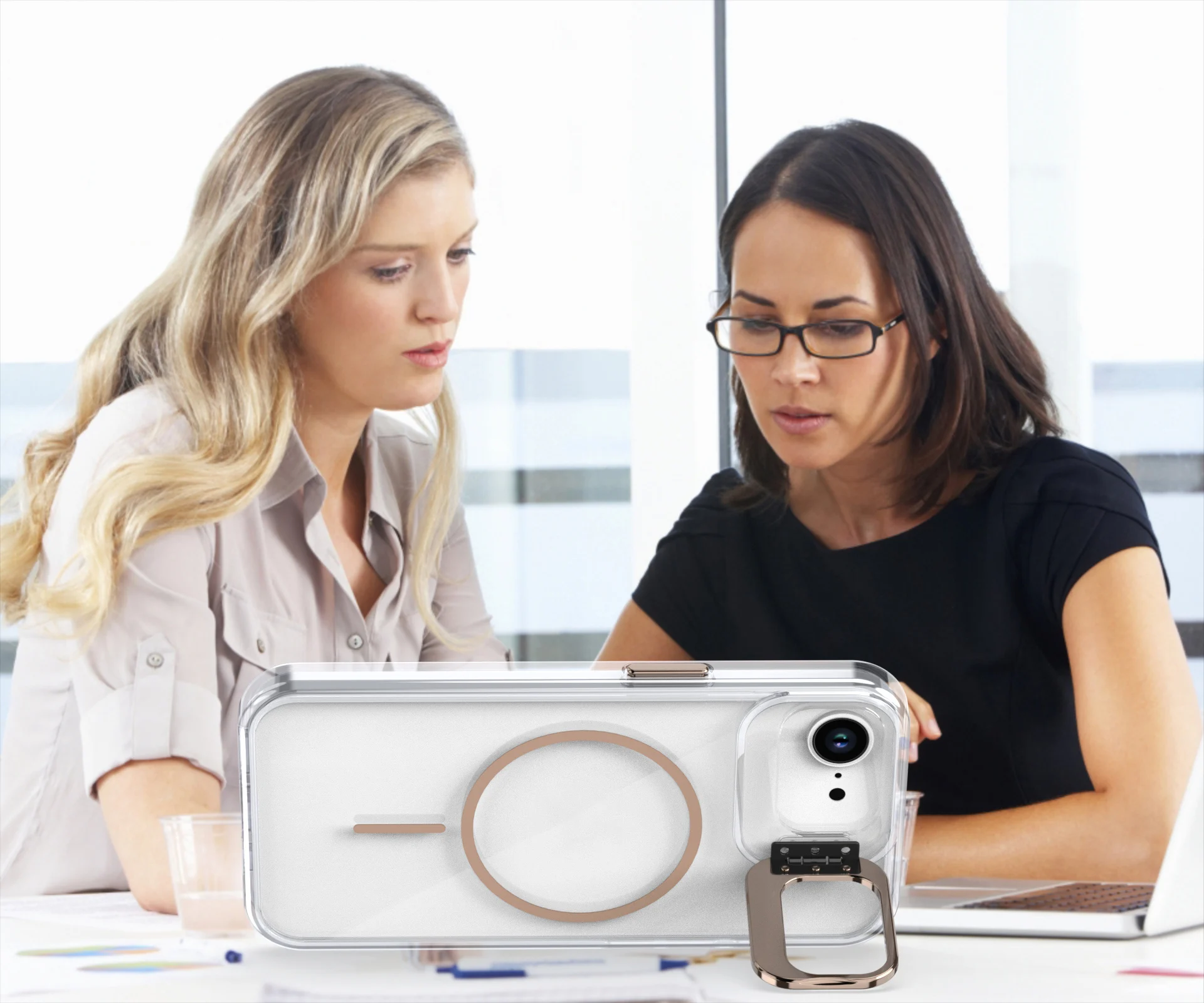 Casing Pengisi Daya Nirkabel Magsafe Mewah Brack Logam Lensa untuk iPhone 16 15 14 13 12 Pro Max Plus 16E Penutup Transparan Tahan Benturan