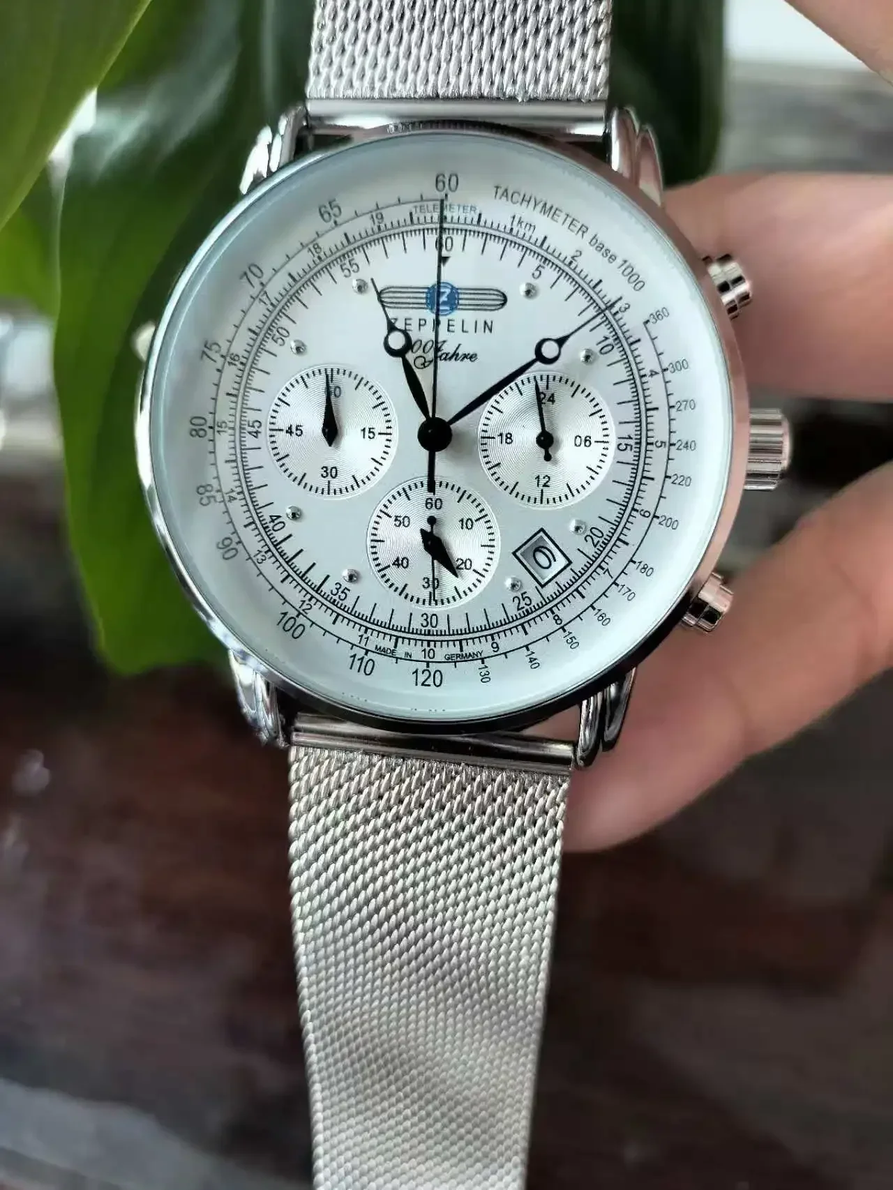 New Zeppelin Airship Men's Watch Three Eye Mesh Bracelet Fashion Business Leisure Quartz Watch Precise Timing Date Gift