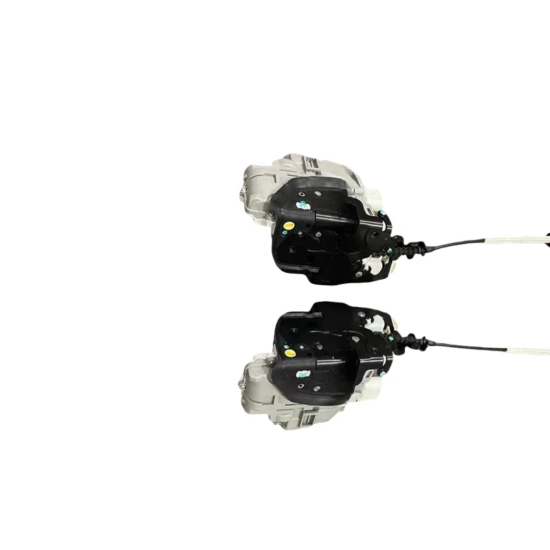 

Suitable for Flying Spur Tianyue Continental GT Front and Rear Door Lock Blocks Left and Right Door Closers 3D1837016AA