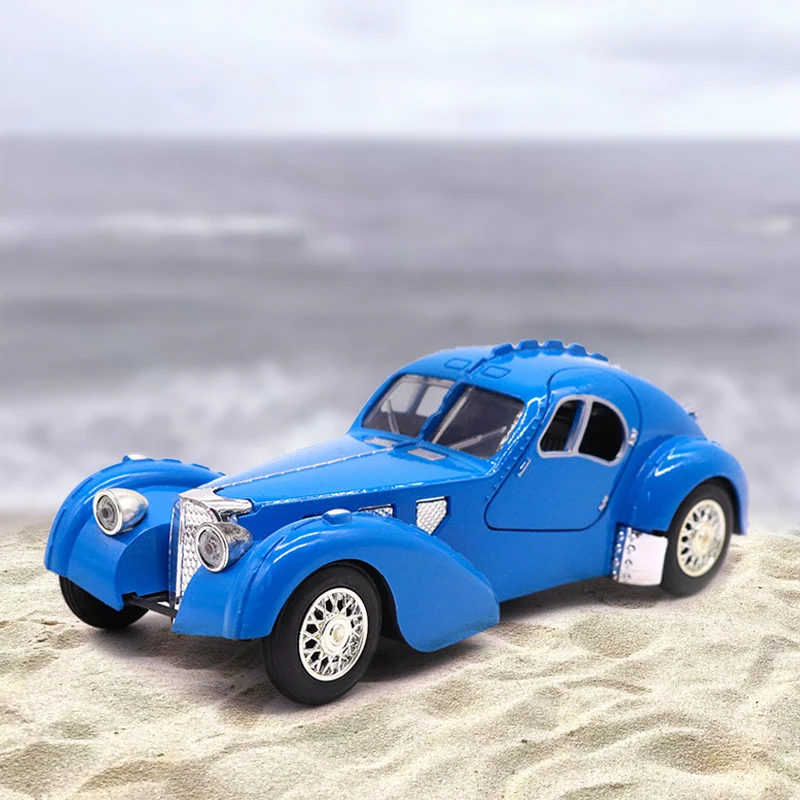 

Винтажный автомобиль из сплава 1:28, ретро модель автомобиля 500K, статическая коллекция, подарок, украшение для торта, игрушка для мальчиков.