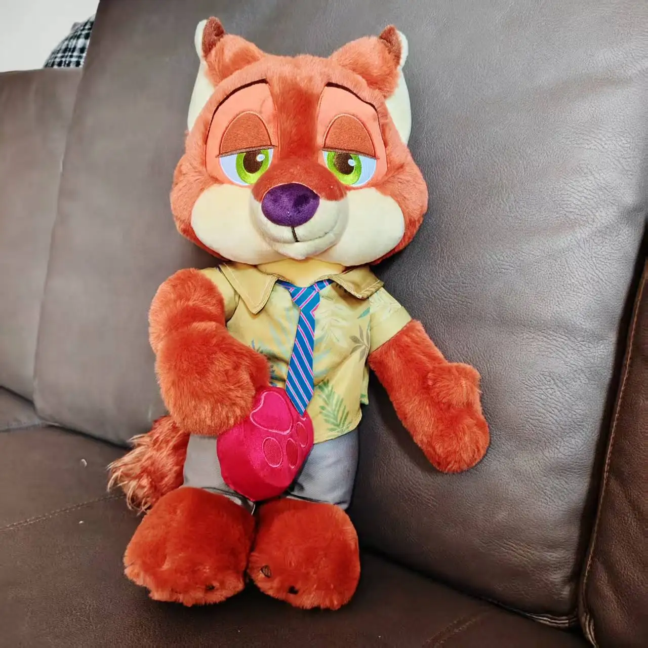 

Crazy Zootopia Handsome Nick Plush Doll Big Tail Fox Doll Children's Birthday Gift Christmas Gift