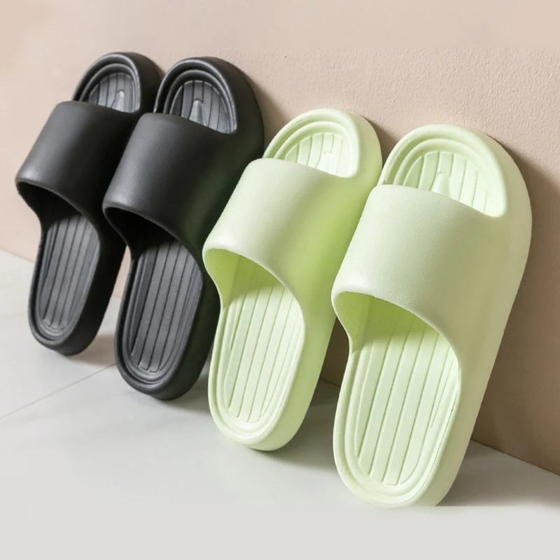 شباشب نسائية صيفية جديدة موديل 2025 بنعل ناعم للاستحمام الداخلي والخارجي شباشب للزوجين غير زلقة