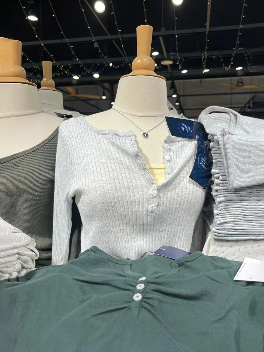 

Серый вязаный свитер с шестью пуговицами, женский весенний пуловер с кружевной отделкой и круглым вырезом, длинными рукавами, новые однотонные милые универсальные тонкие свитера