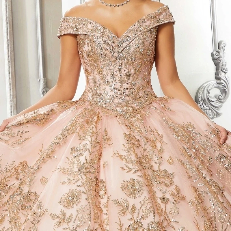 Rose Gold Shiny Ball Gown Quinceanera Dress 2024 Appliques Lace Beads Off Shoulder Sweet 15 16 Years Vestidos De XV Anos