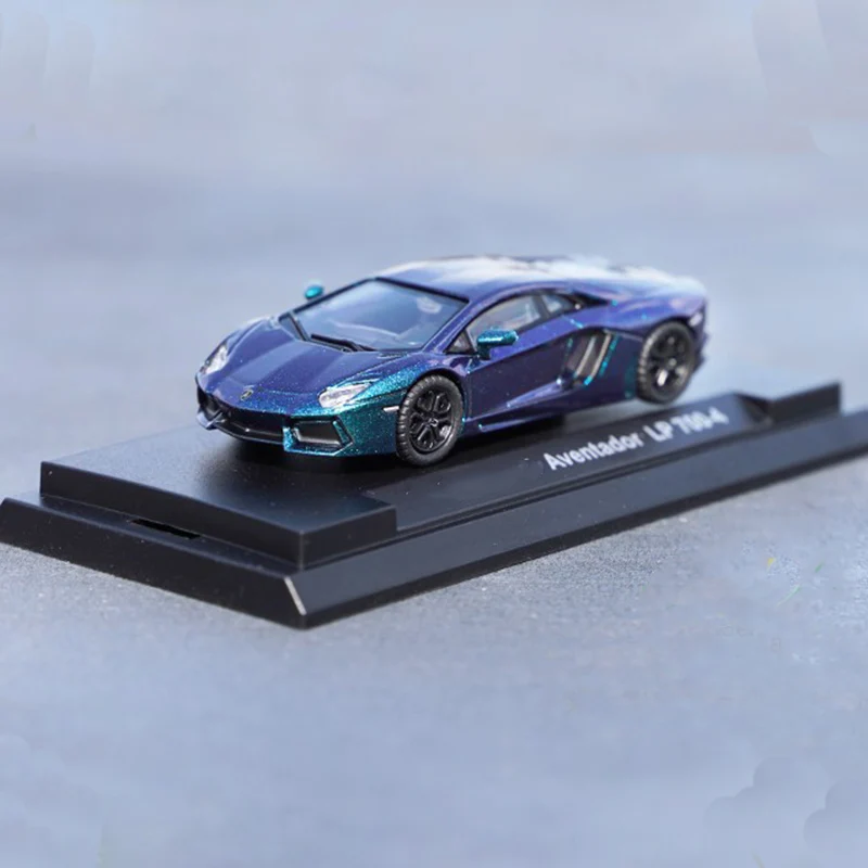 1:64 Scale Aventador LP700-4 Sports Car Simulation Alloy Car Model Static Display Collectible Toy Gift Souvenir Decoration