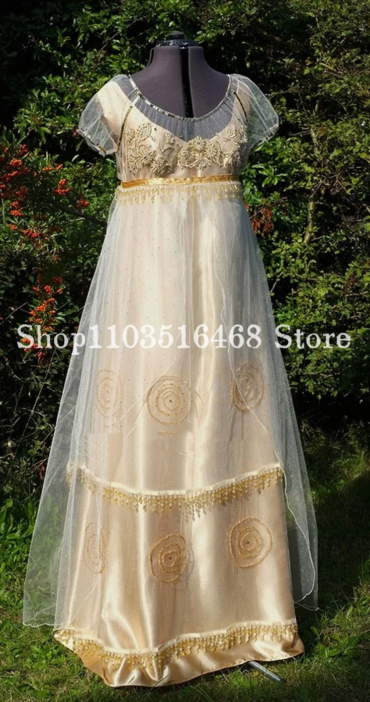 16th Century Italian Medieval Prom Dress Champagne Round Neck Sheer Mesh A-Line Applique Long فساتين حفلة موسيقية Customised