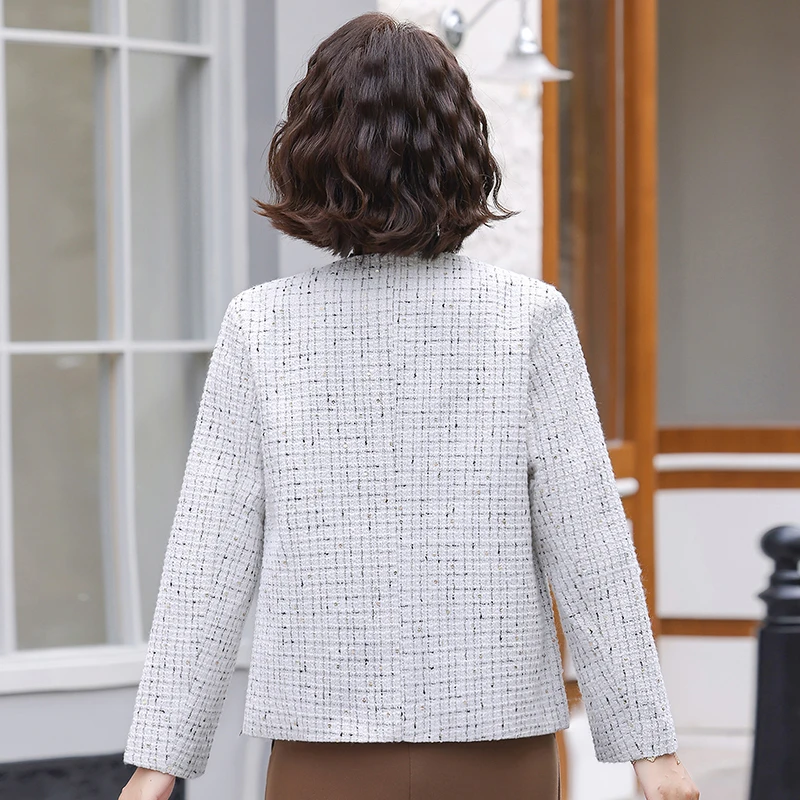 Giacca da donna alla moda a maniche lunghe in stile piccolo profumato Autunno femminile Nuova giacca corta dimagrante