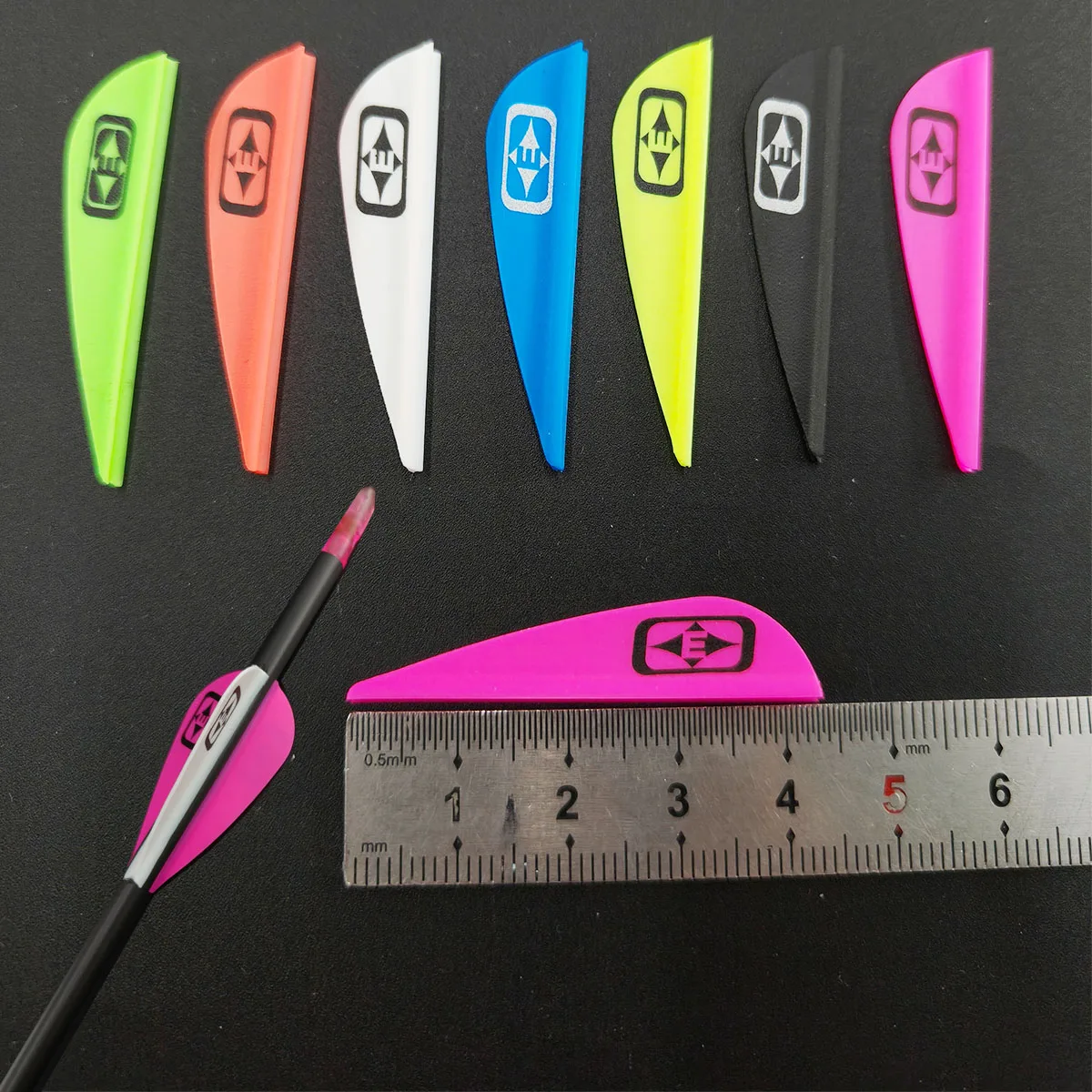 

50pcs 1.75 inch Archery Arrows Vanes Plastic Arrow Feather Fletching for DIY Archery Hunting Targeting Arrows (50pcs)