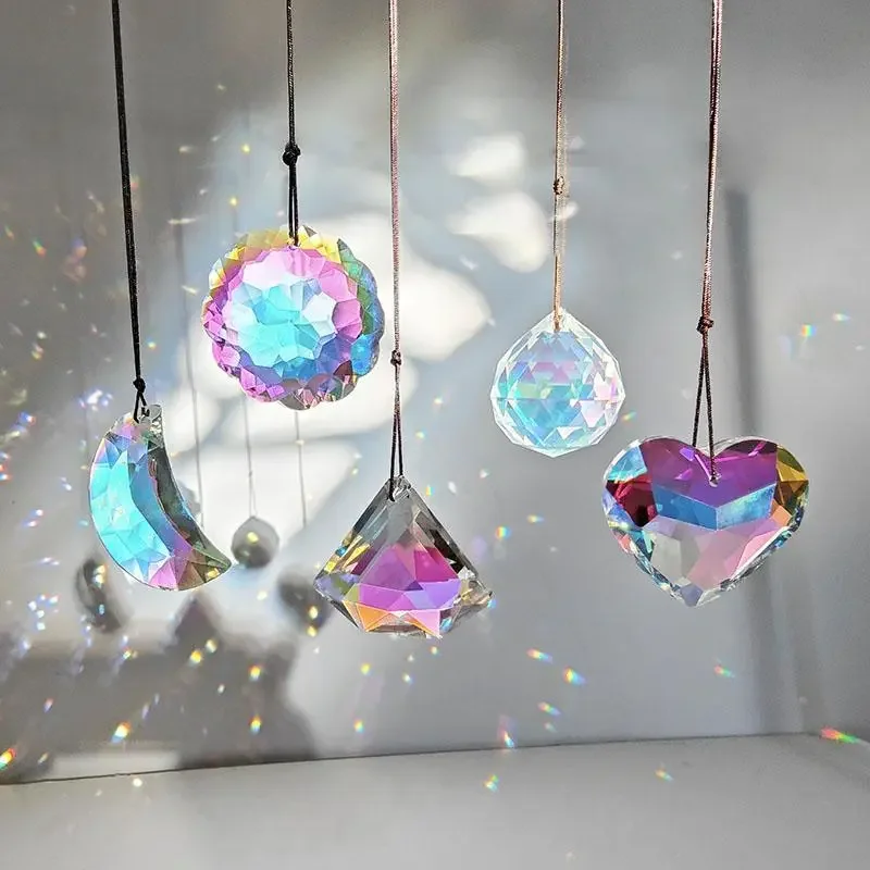 Multiple Styles Crystal Sun Catcher Rainbow Prism Rainbow Maker for Window, Balcony, Kitchen, Garden Decorat DIY Home Decor