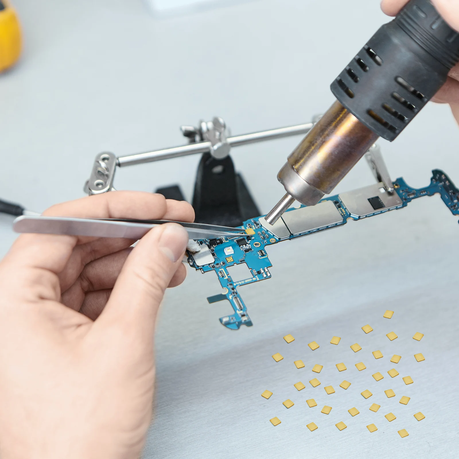 

150 Pcs Gold Plated Contacts 2x2mm Copper Jewelry Solder Chips Precut Easy Welding Electronics Repair Projects