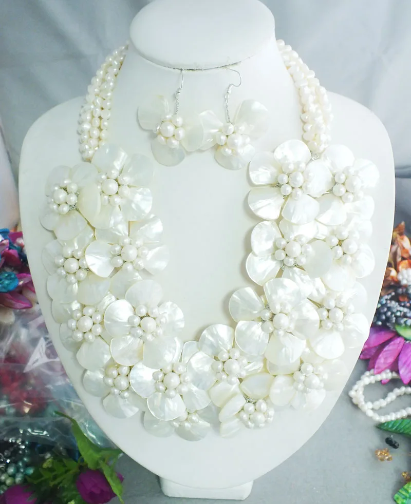 Natural Sea Shell Flowers  Necklace  Sets Craft Flower With white pearl Women Jewelry Seashell flowers 20\