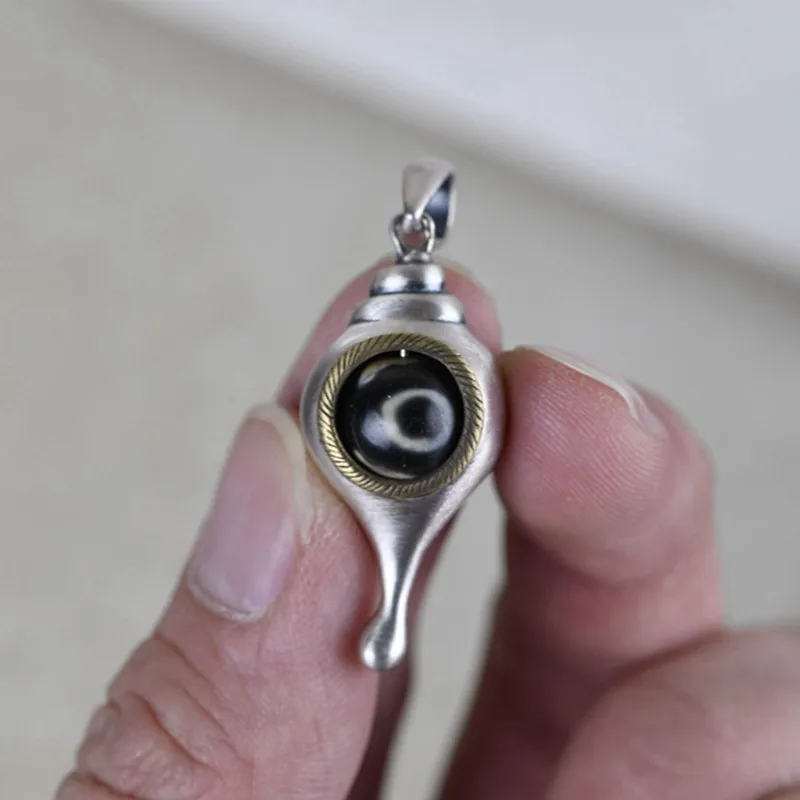 

Unusual Agate Eye Dzi Bead Pendants for Women 925 Silver Buddhism Treasure Conch Necklaces Bronze Gold Vajra JewelryNO Chains