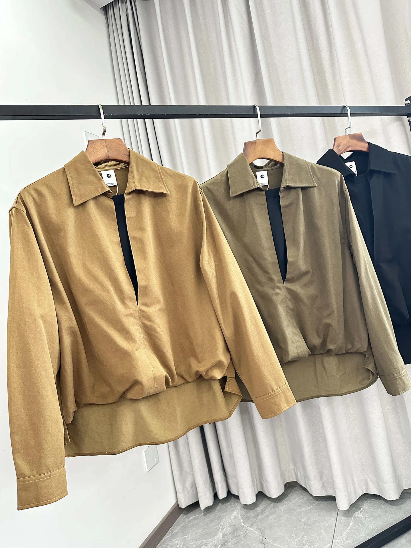 Men's Fashionable Long Sleeve Shirt Autumn Seasonal Moisture Wicking American Style Loose Fit Self Layered Mella Color Versatile
