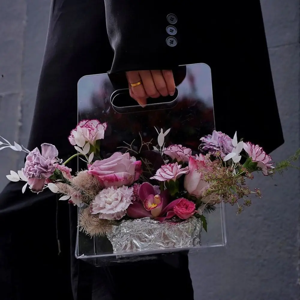 

Transparent Acrylic Flower Box Hand Bag Packing Material Bouquet Wrapping Bag Reusable Portable Flower Bag Flower Wrapping