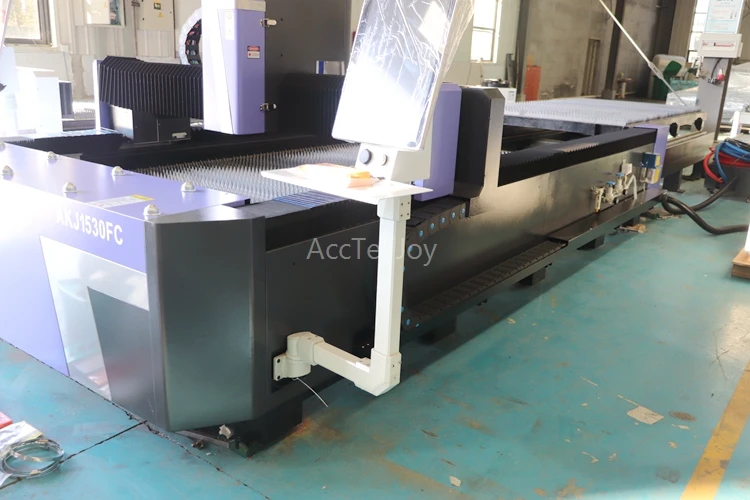 1KW 2KW 3KW 4KW 6KW 12KW Exchange Table Fiber Laser Cutting Machine For Steel AKJ1530FC