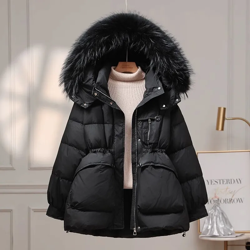 Real gola de pele de guaxinim médio longo para baixo jaqueta para as mulheres 20254 novo inverno engrossar moda para baixo casaco feminino quente parka outwear