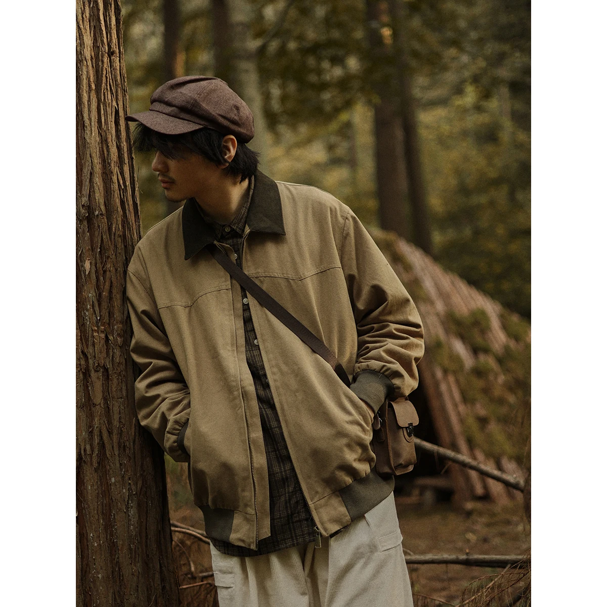 

Youth Casual American Retro Hunting Workwear Jacket Men's Loose Fit Corduroy Barn Style Coat Trendy Long Sleeve Zipper Closure