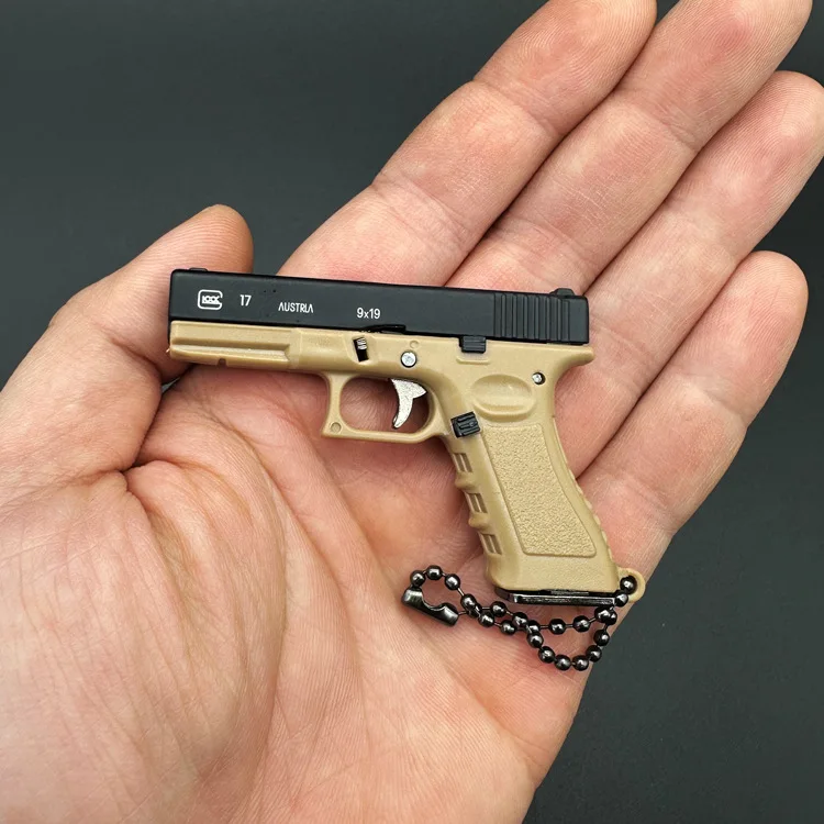 

1:3 G17 Pistol PUBG Jedi Model Detachable Free Assembly Alloy Toy Gun Keychain Fidget Toy for Boy Collection Gift