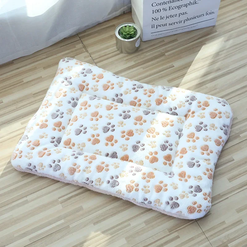 Flannel Pet Mat Dog Bed Cat Bed Thicken Sleeping Mat Dog Blanket Mat for Puppy Kitten Pet Dog Bed for Small Large Dogs Pet Rug