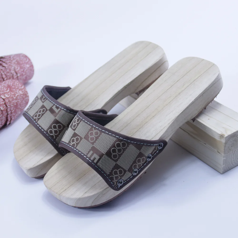 10Colors Japanese Anime Demon Slayer Cosplay Geta Kamado Tanjirou Wood Clogs Slippers For Men Women For Summer Sandals