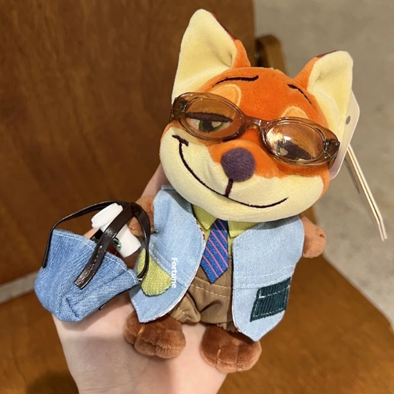 Nieuwe Zootopia Pilot Nick Fox Leuke Autotas Hanger Creatieve Decoratieve Sleutelhanger Om Vrienden Vakantiecadeaus te sturen.