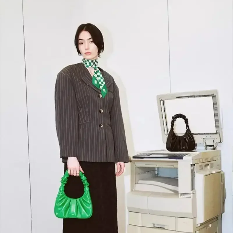 حقيبة يد نسائية بتصميم علامة تجارية فاخرة من JW PEI بلون سادة حقيبة كتف رائعة عالية الجودة حقيبة كروس نسائية متعددة الوظائف