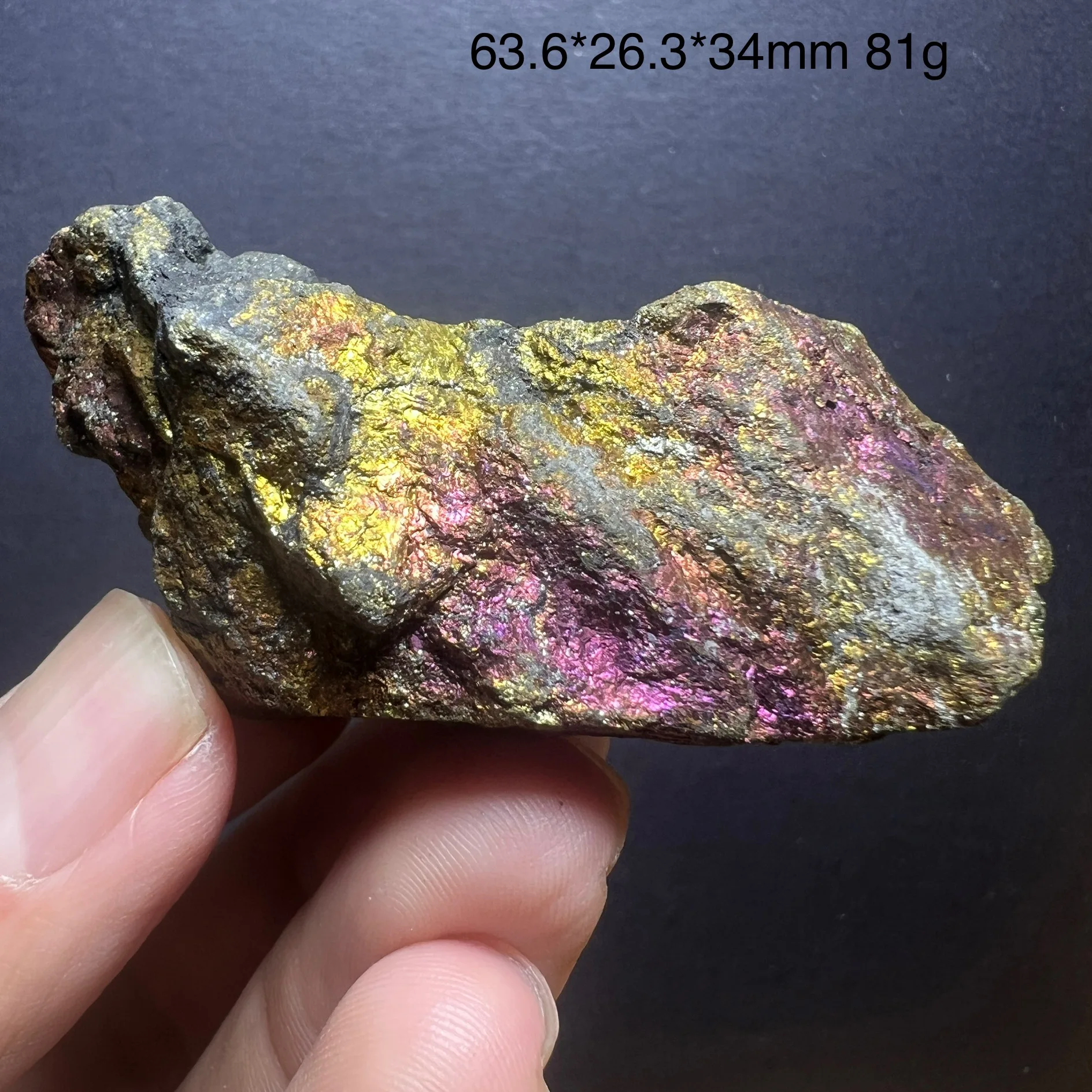 

Natural colored mineral raw stone, colored mineral ore specimen, mineral standard decoration