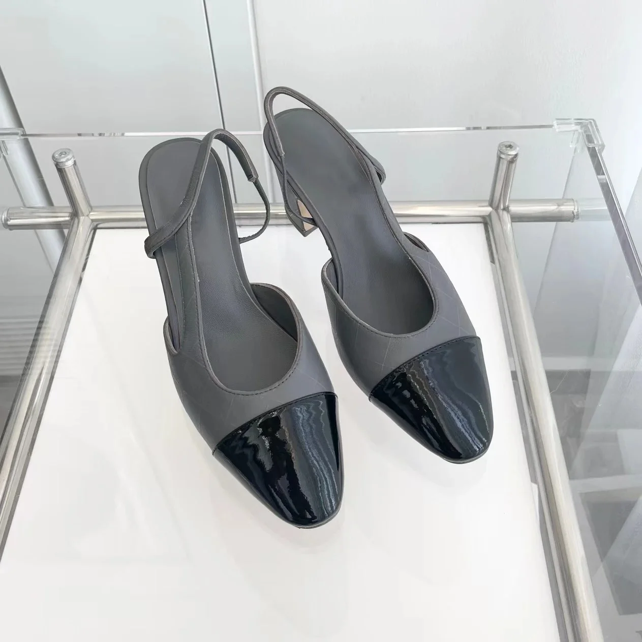 2026 Mixed Color Back Strap Pumps Sandals Shoes for Women Pointed Toe Heels Thin High Heels Wedding Shoes 2025 New Zapatillas Mu view 4