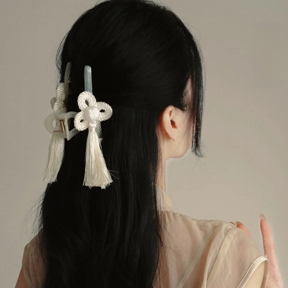 

New Elegant Cheongsam Style Hair Grasp Tassel Braided Updo Chinese Hair Claw Traditional Dignified Hair Clip Ceremony