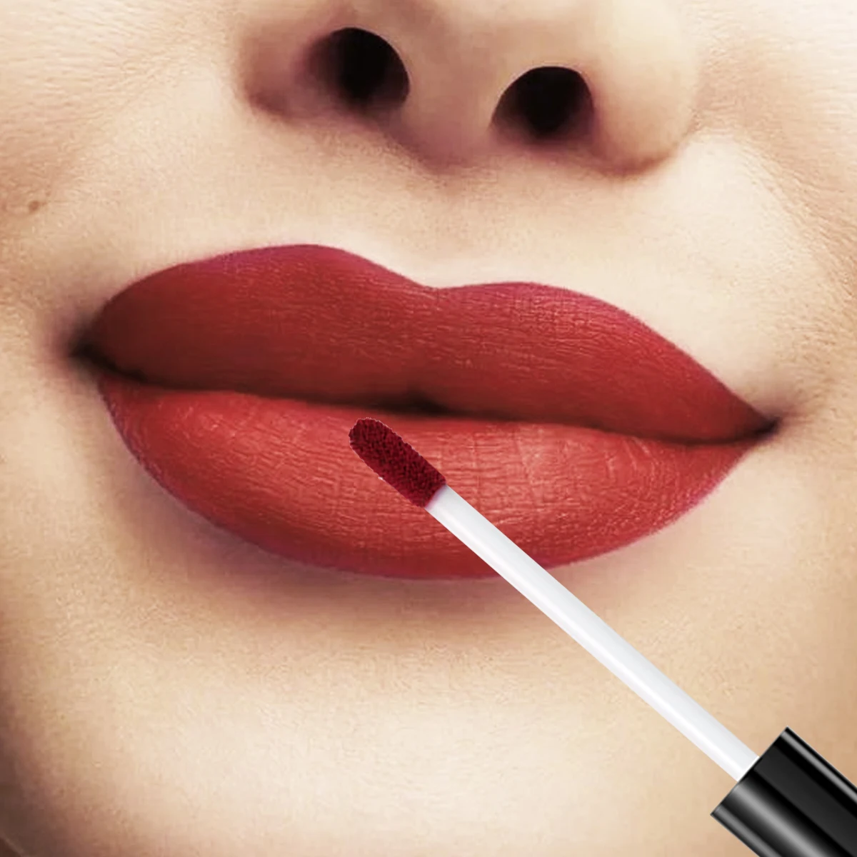 1個の耐久性のある防水リップグロス、塗布が簡単、色褪せなし、カップに付かない、旅行に不可欠