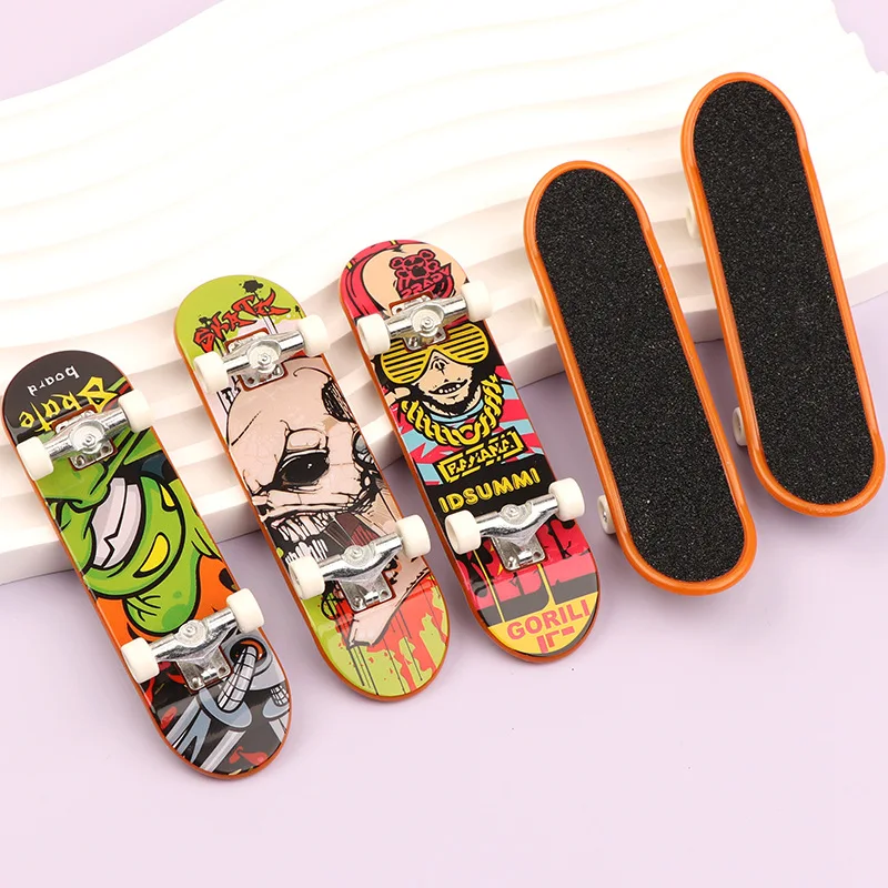 4PC/2PC Finger SkateBoard Fingerboard Toy Professional Stents Fingers Skate Set Novelty Children Christmas Gift