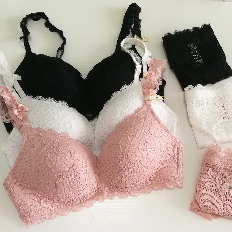 Sexy Lace Seamless Lingerie Set Female Two-piece Bra Low Waist Panties Suit Solid Wire Free 3/4 Cup Push Up Underwear For Women