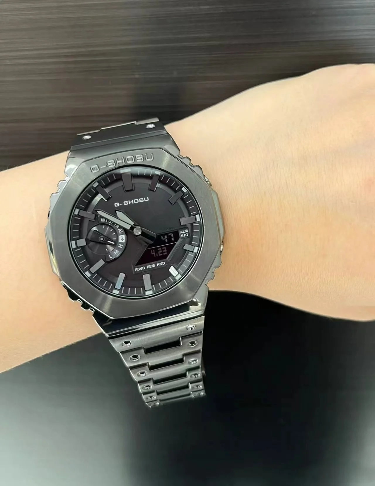 

Sports Digital Electronic Men's and Women's Universal Watch Full Function World Time Alloy LED Dial Dual Display Oak