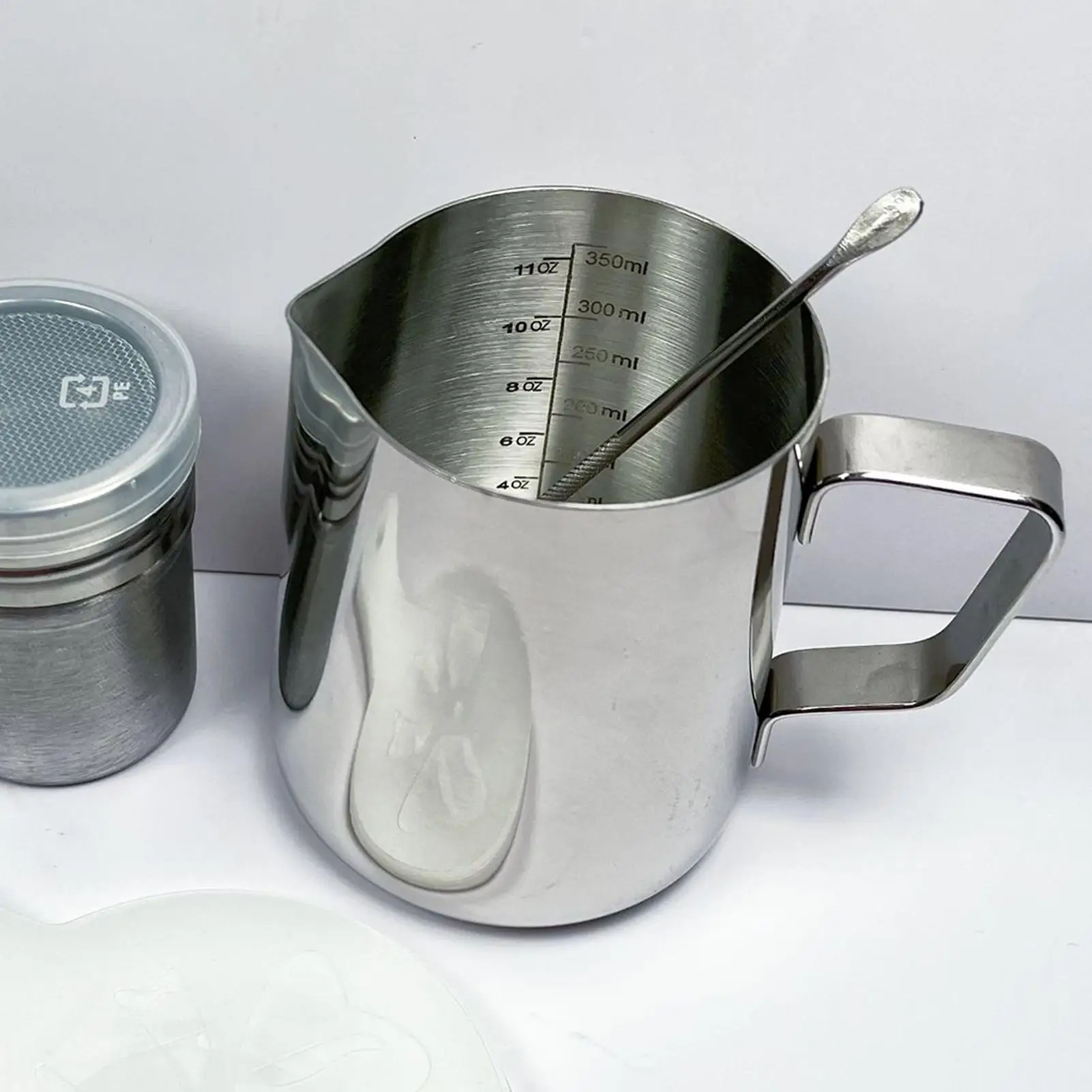 

Stainless Steel Milk Frothing Jug Silver Frother Coffee Latte Container Metal Pitcher Barista Cup For Cafe Kitchen Travel Restau