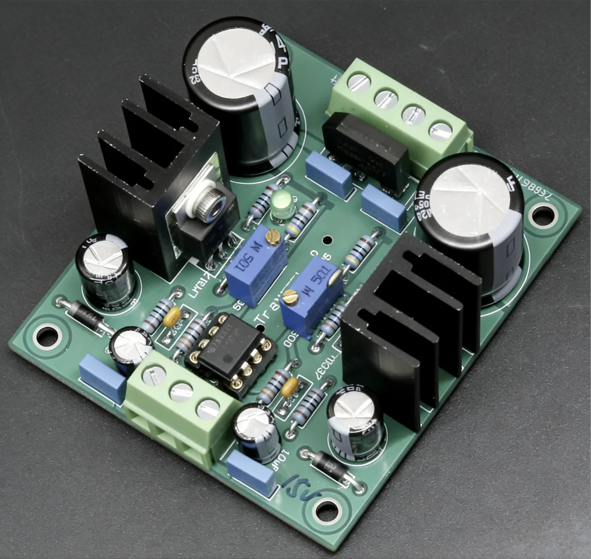 fonte-de-alimentacao-regulada-por-servo-ativo-para-pre-amplificador-hifi-lm317-lm337-com-tensao-ajustavel