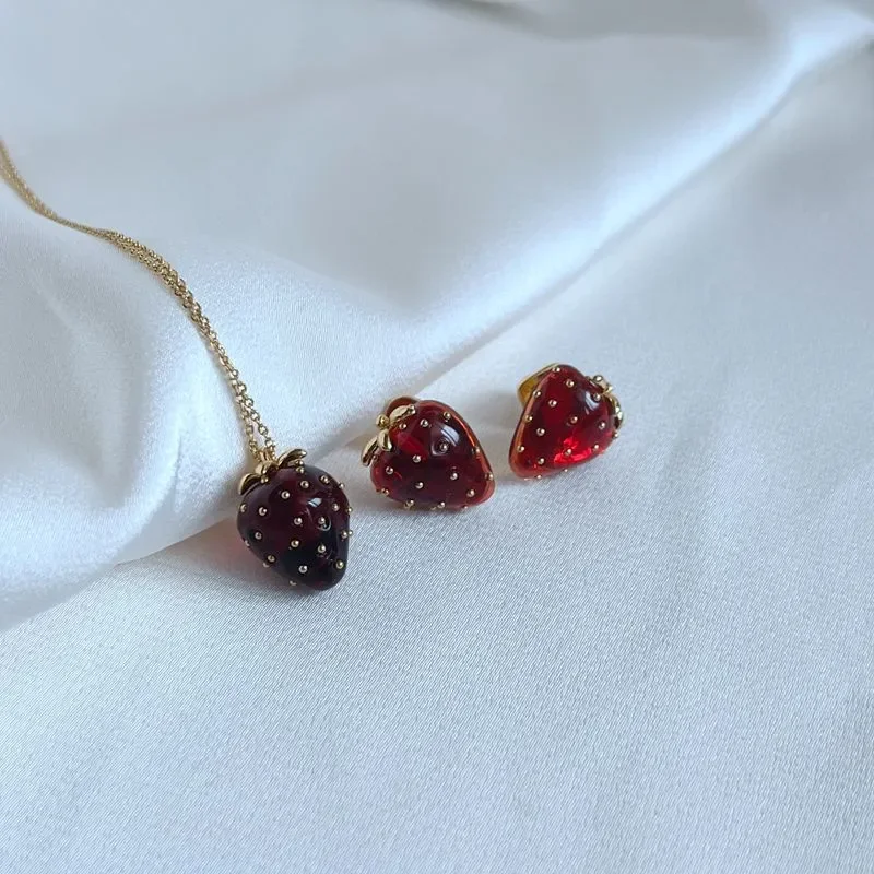 

European Ks Lovely Wind Translucent Resin Fruit Strawberry Stud Earrings Necklace